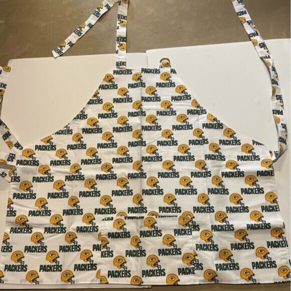 Green Bay Packers White Themed BBQ Apron - Picture 1 of 3